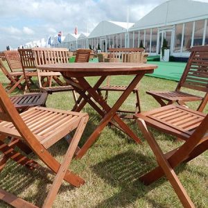Tables & Seating