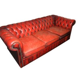 Chesterfield Sofa - 3 Seater - Dark Red 450x450